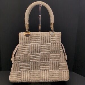 VGT, Fiona Italian Straw Woven Women's Handbag with Rope Handles.
